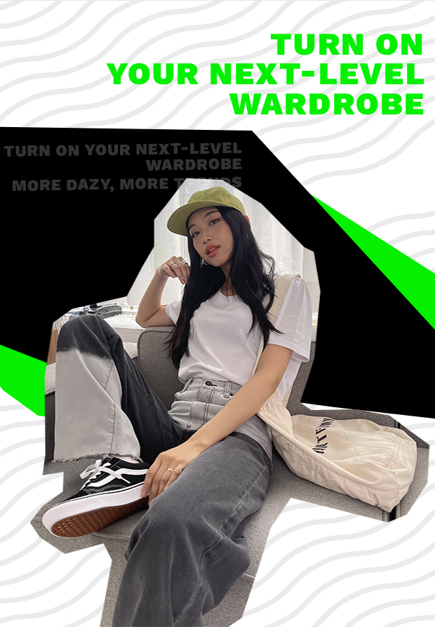 DAZY Solid Round Neck Tee