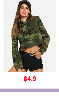 CAMO PRINT HOODED SWEATSHIRT